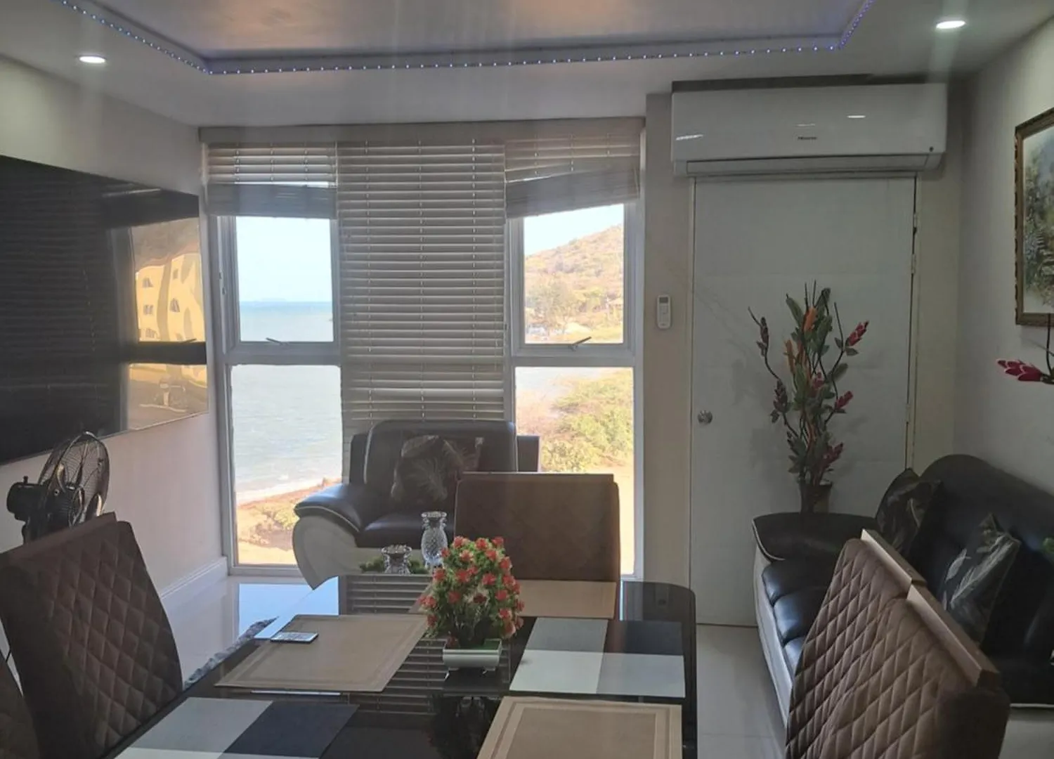 アパート Fancy place with ocean view ポートモア